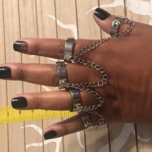 PARA Silver Multi-Ring Chain Hand Harness Finger Ring | Statement Chain Jewelry